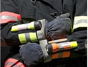поисково-спасательные фонари для пожарных и спасателей